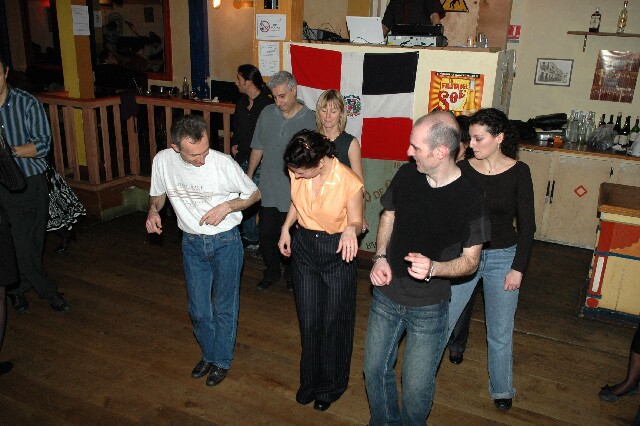 min 2006 12 05 latino 102